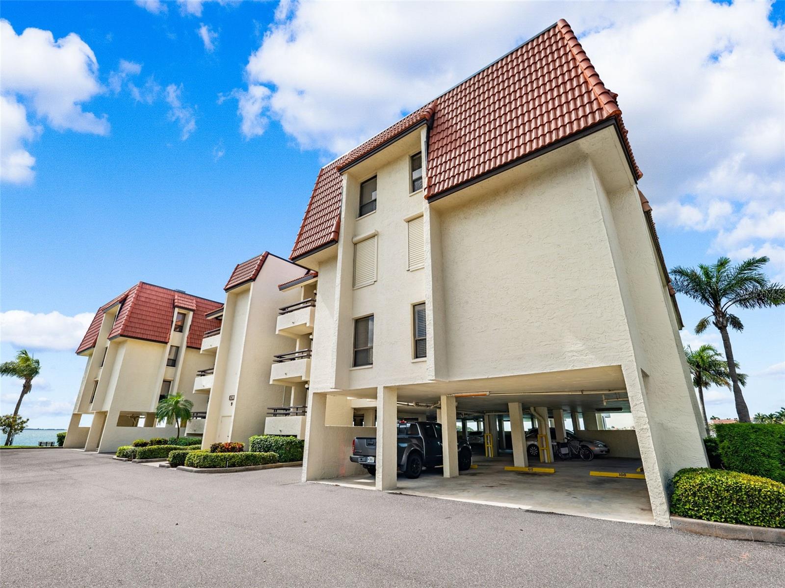 VILLAGE AT TIERRA VERDE CONDO - Residential Lease