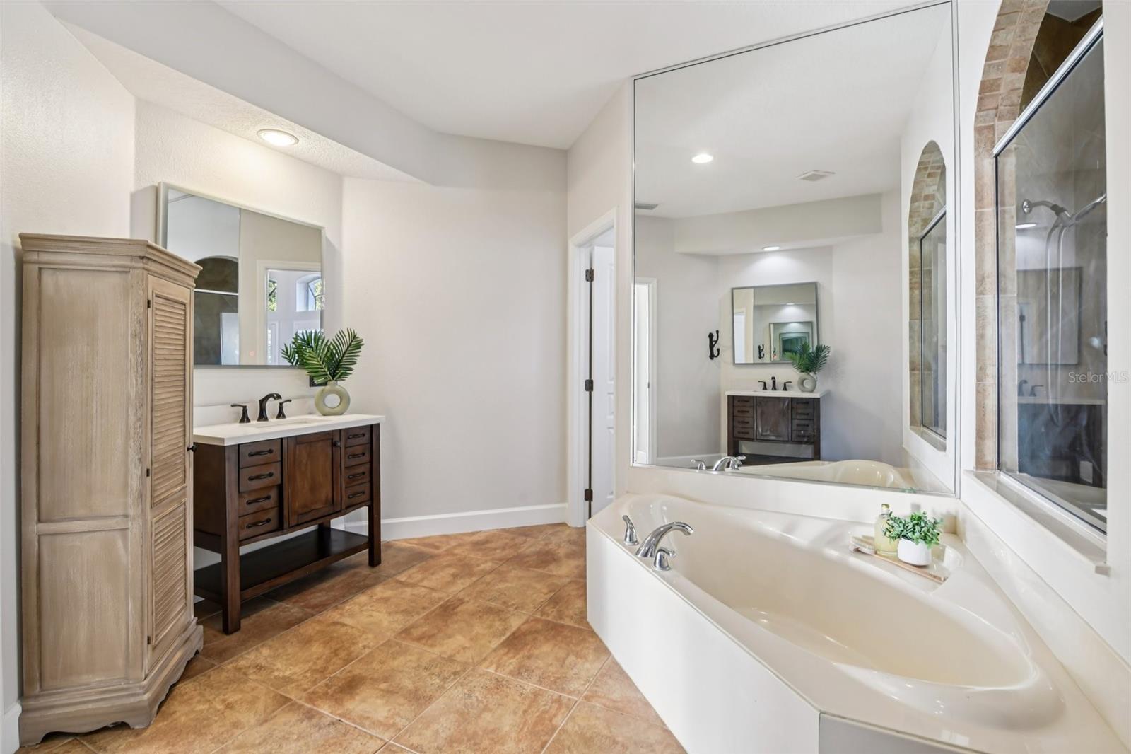 LIVE OAK RESERVE UNIT FOUR - Residential