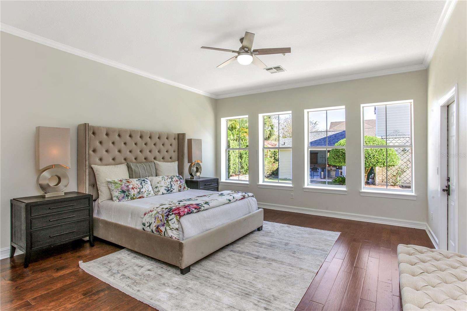 BALDWIN PARKA - Residential