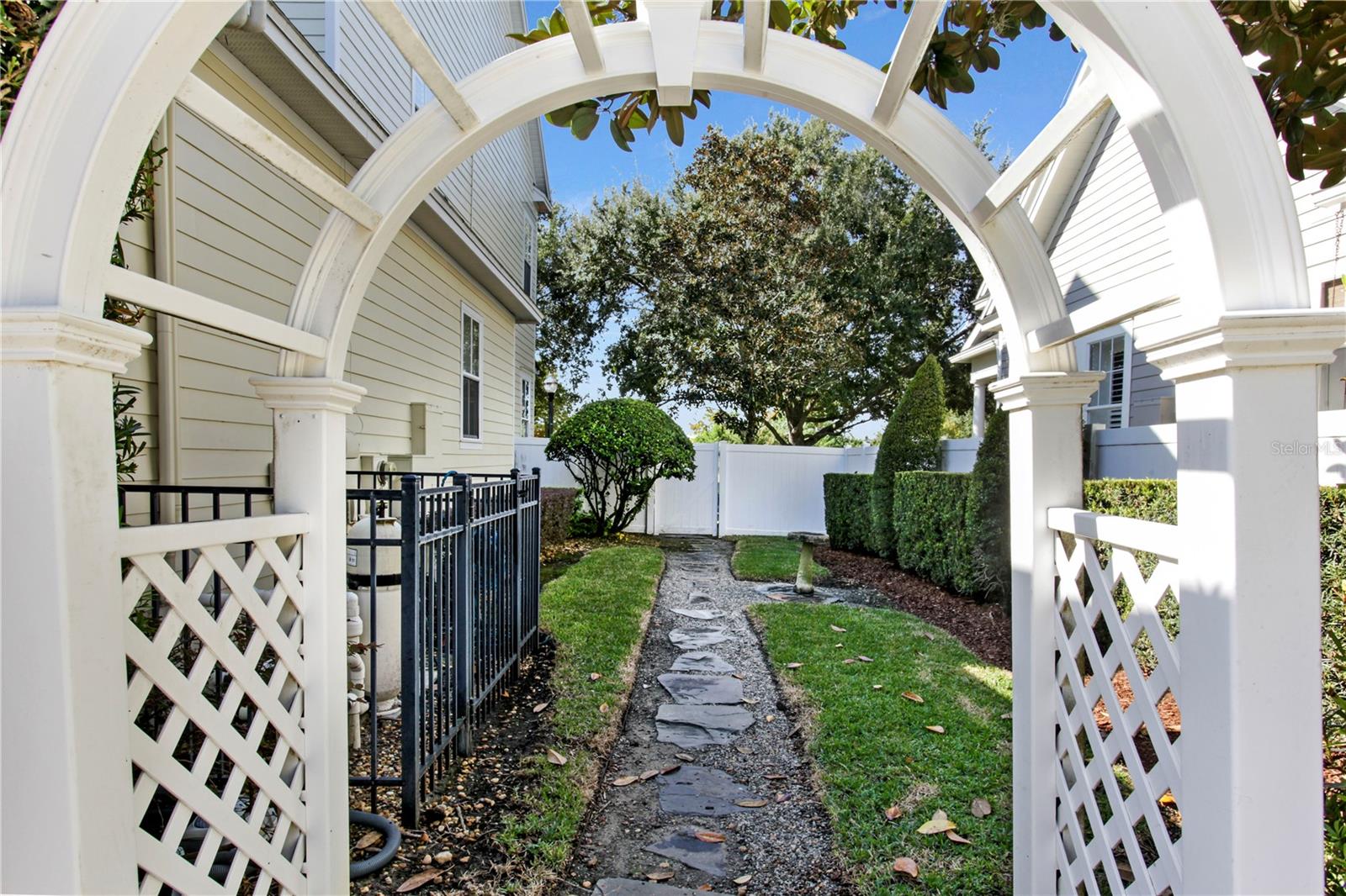 BALDWIN PARKA - Residential