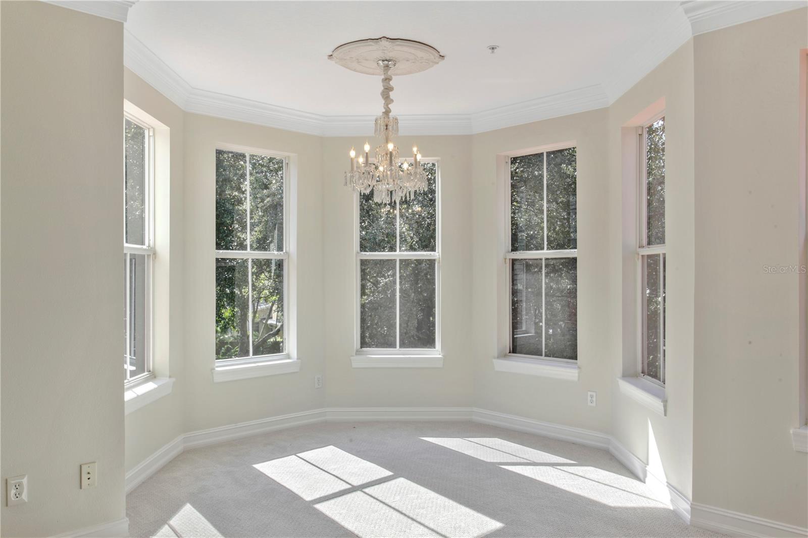 BALDWIN PARKA - Residential