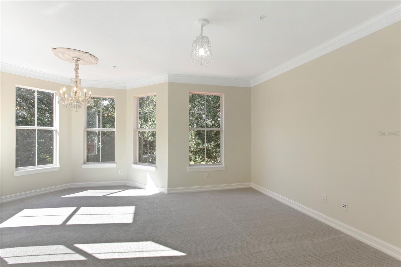 BALDWIN PARKA - Residential