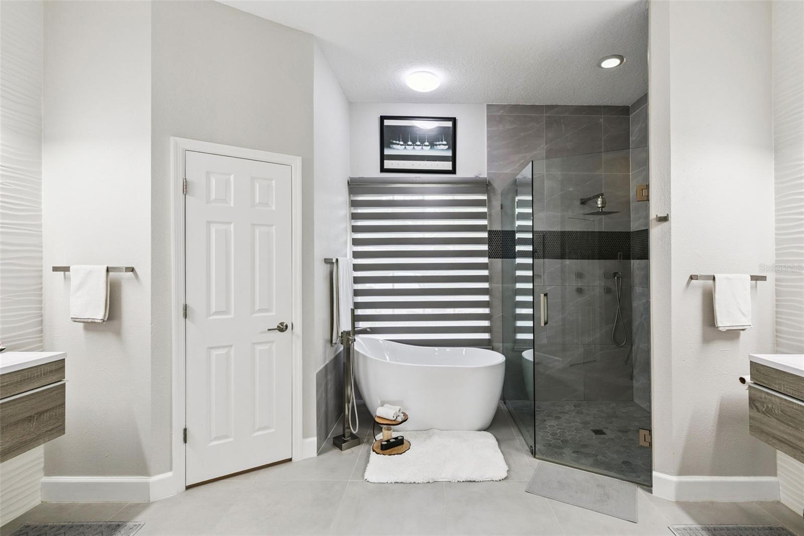 HEATHROW - Residential