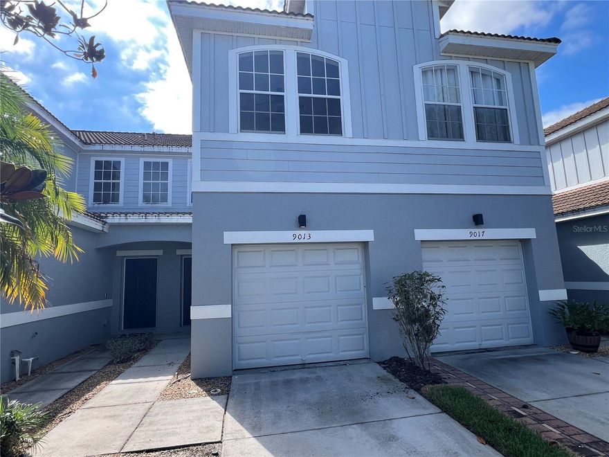Tremendous opportunity to own a well maintained 3 Bedroom/ 2.5 Bathroom Townhome located in the very popular Somerset Chase subdivision.  Planned well, perfect for both relaxation and entertaining, this two story spacious townhome boasts an open floor plan featuring a large living/dining area and an impressive kitchen to include stainless steel appliances. All 3 generously-sized bedrooms are located upstairs, including a master suite with ample closet space. Enjoy the convenience of an upstairs laundry area with a washer and dryer included. HOA fees cover lawn maintenance and irrigation, providing you with a hassle-free, low-maintenance lifestyle allowing more time to enjoy our wonderful Florida living. Step outside to your screened porch, offering a serene view of the tranquil pond—perfect for morning coffee or evening relaxation. Perfectly situated in East Orlando, this home offers convenient access to 50, the 408, and 417, you are within minutes of Valencia College East, UCF, Lockheed Martin, the Orlando International Airport with an easy commute to downtown, Disney and our beautiful beaches. This home combines comfort, convenience, and a prime location. Don't miss out—schedule a showing today and make this beautiful townhouse yours!