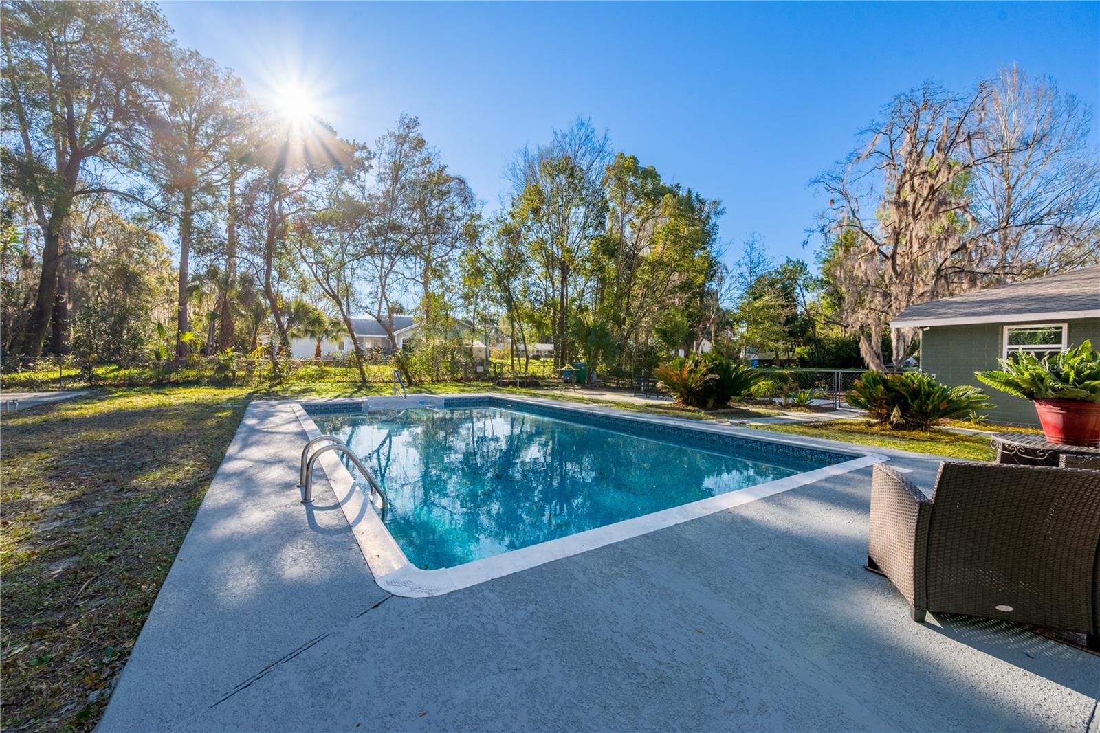 G M WHETSTONE ESTATE ADD TO H S - Residential