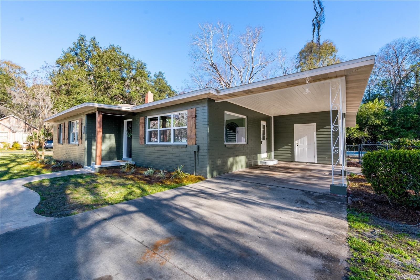 G M WHETSTONE ESTATE ADD TO H S - Residential