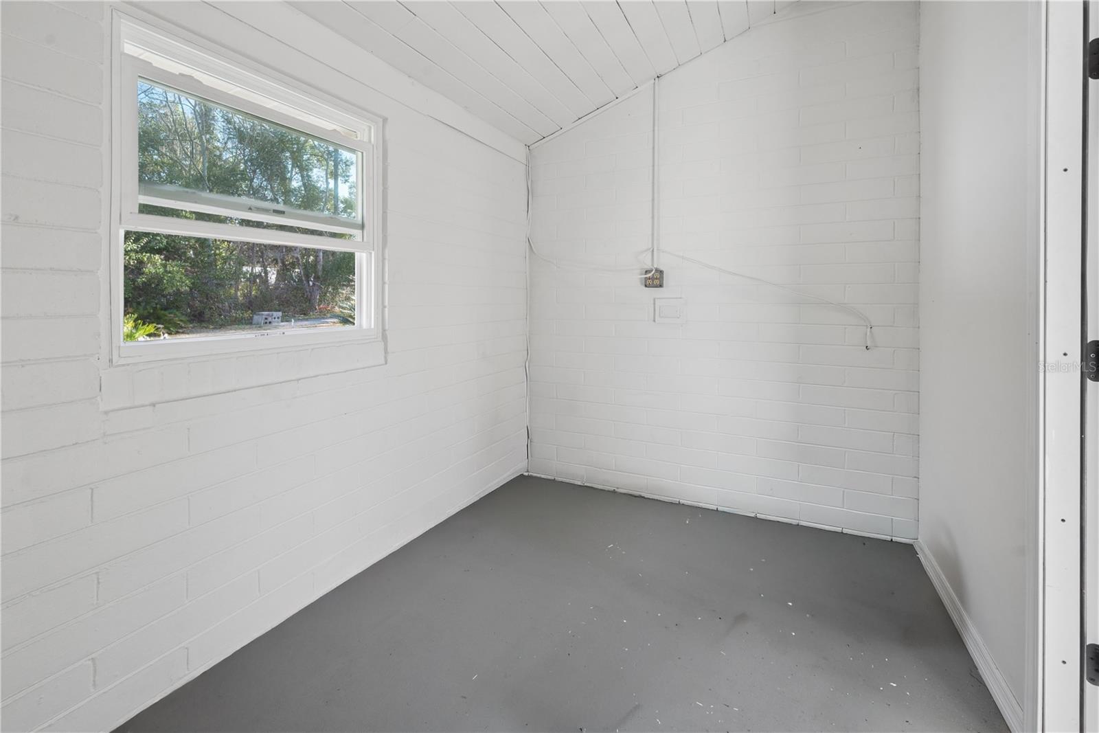 G M WHETSTONE ESTATE ADD TO H S - Residential