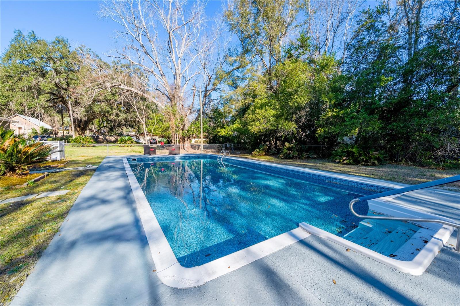 G M WHETSTONE ESTATE ADD TO H S - Residential