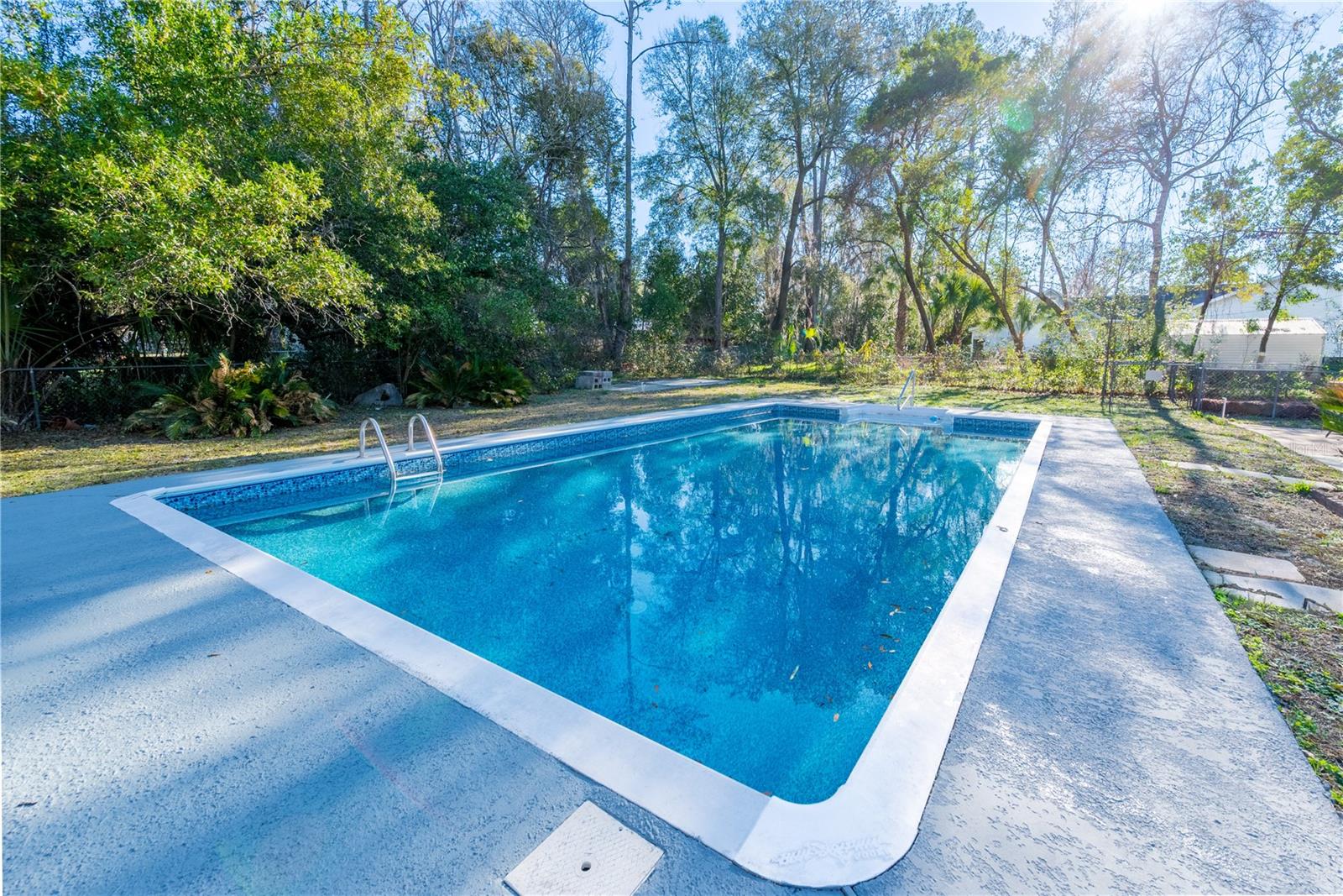 G M WHETSTONE ESTATE ADD TO H S - Residential