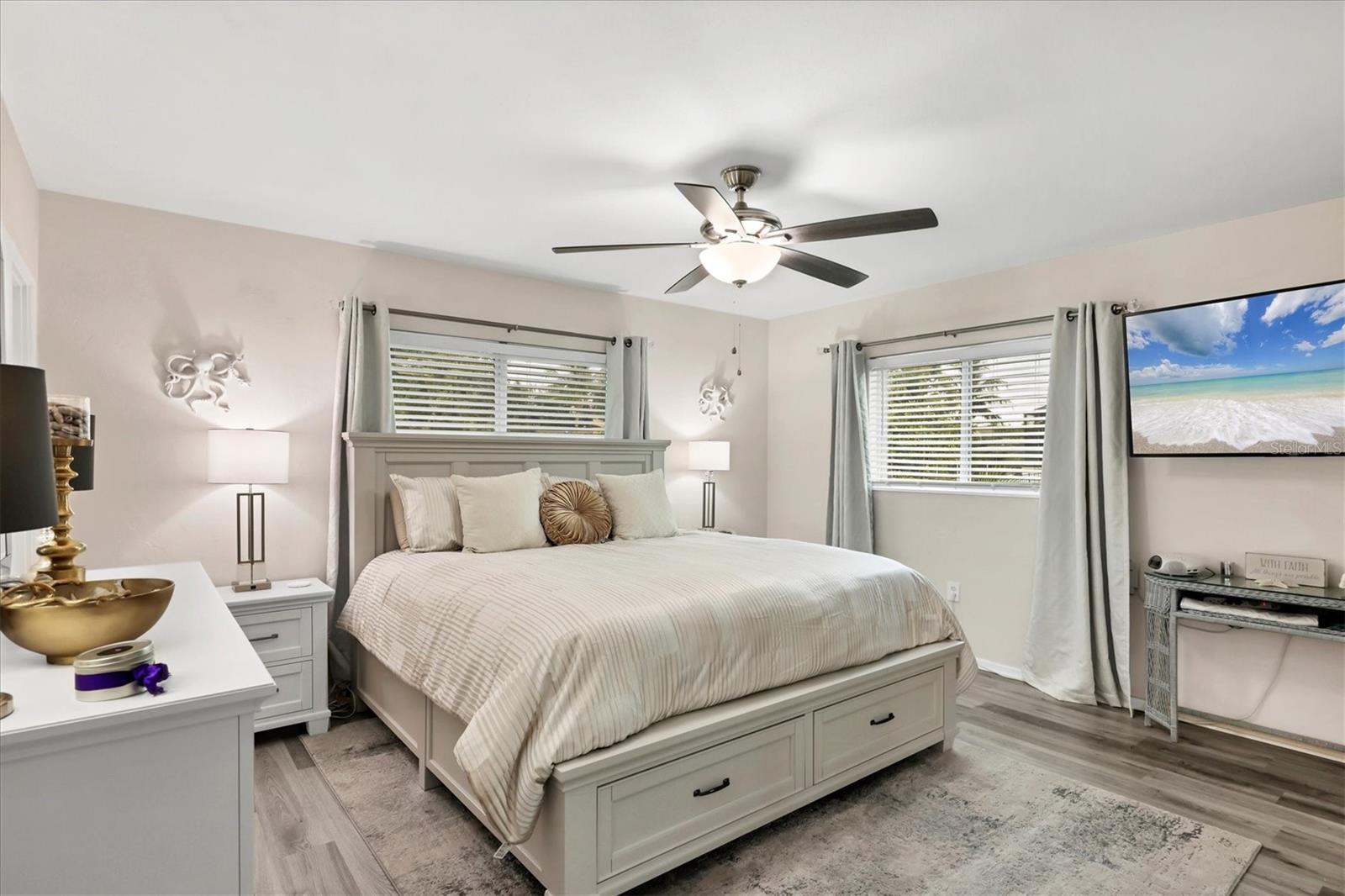 CORAL COVE - Residential