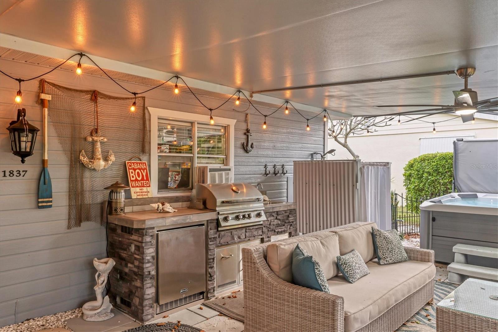 CORAL COVE - Residential