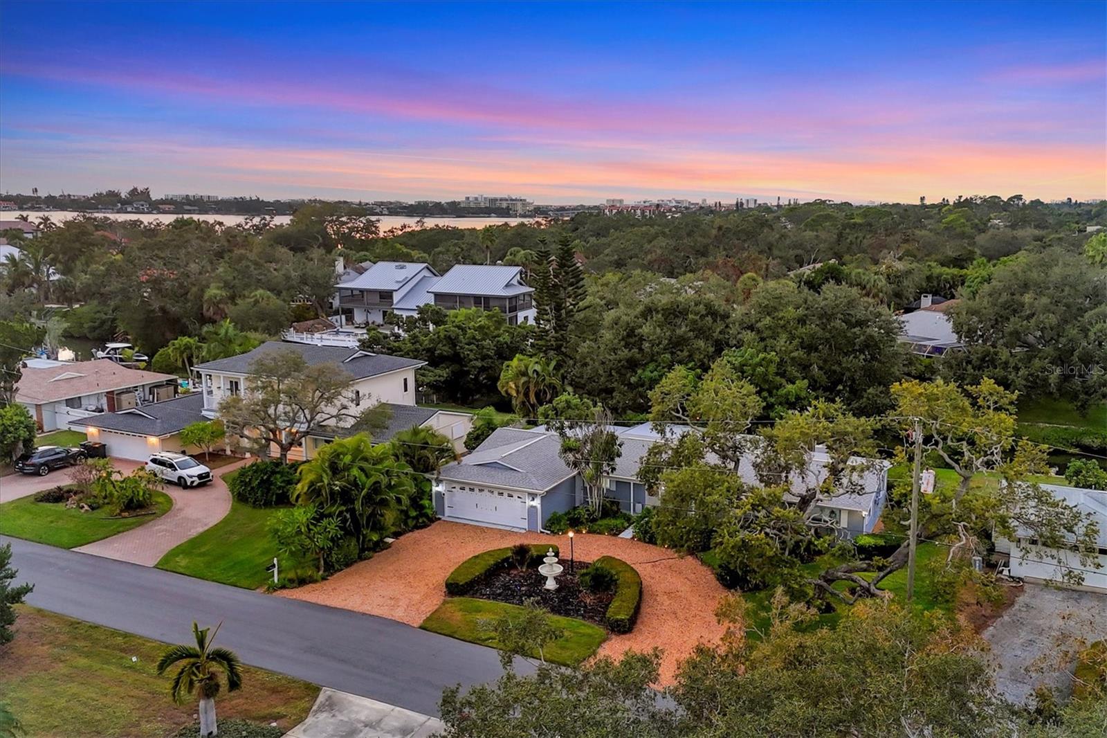 CORAL COVE - Residential