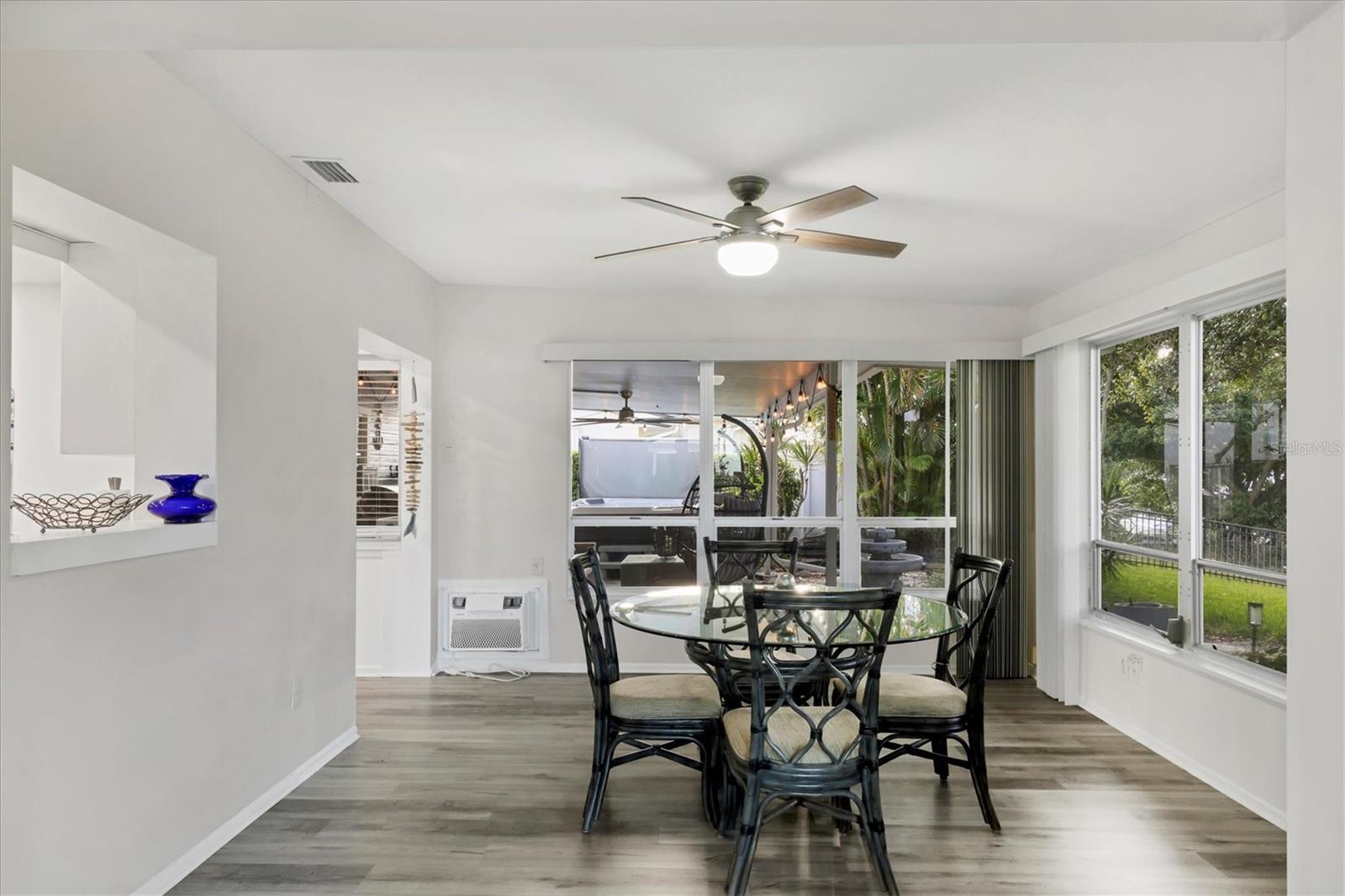 CORAL COVE - Residential