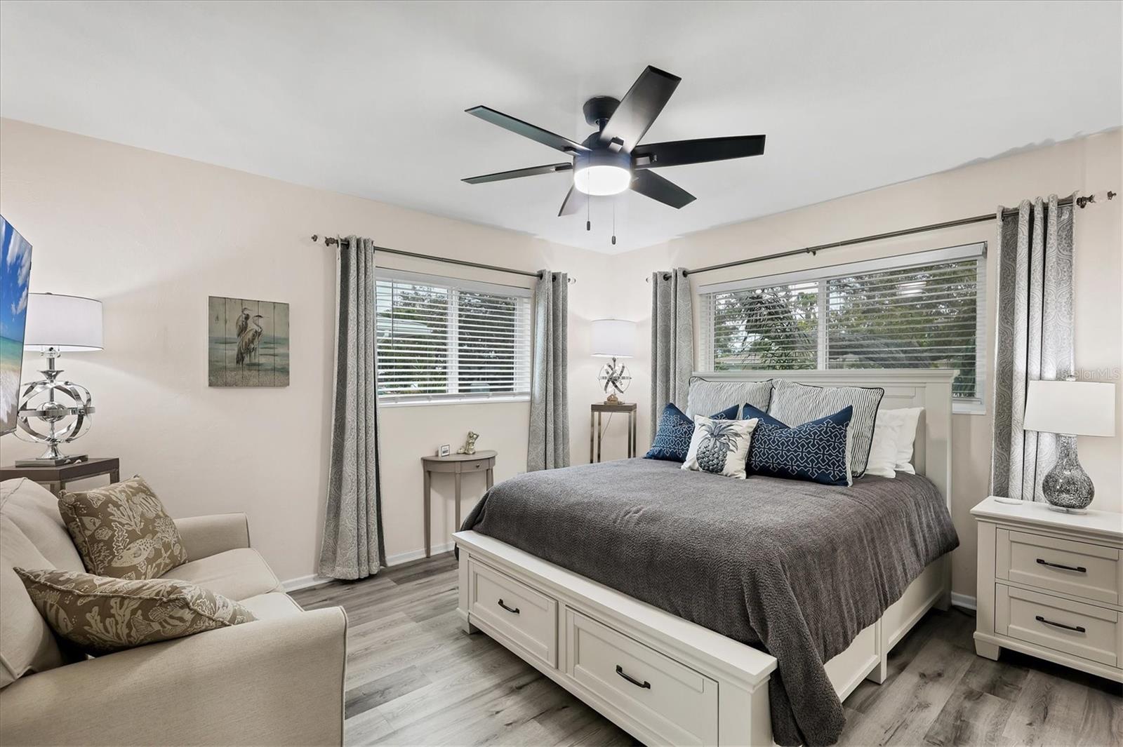 CORAL COVE - Residential