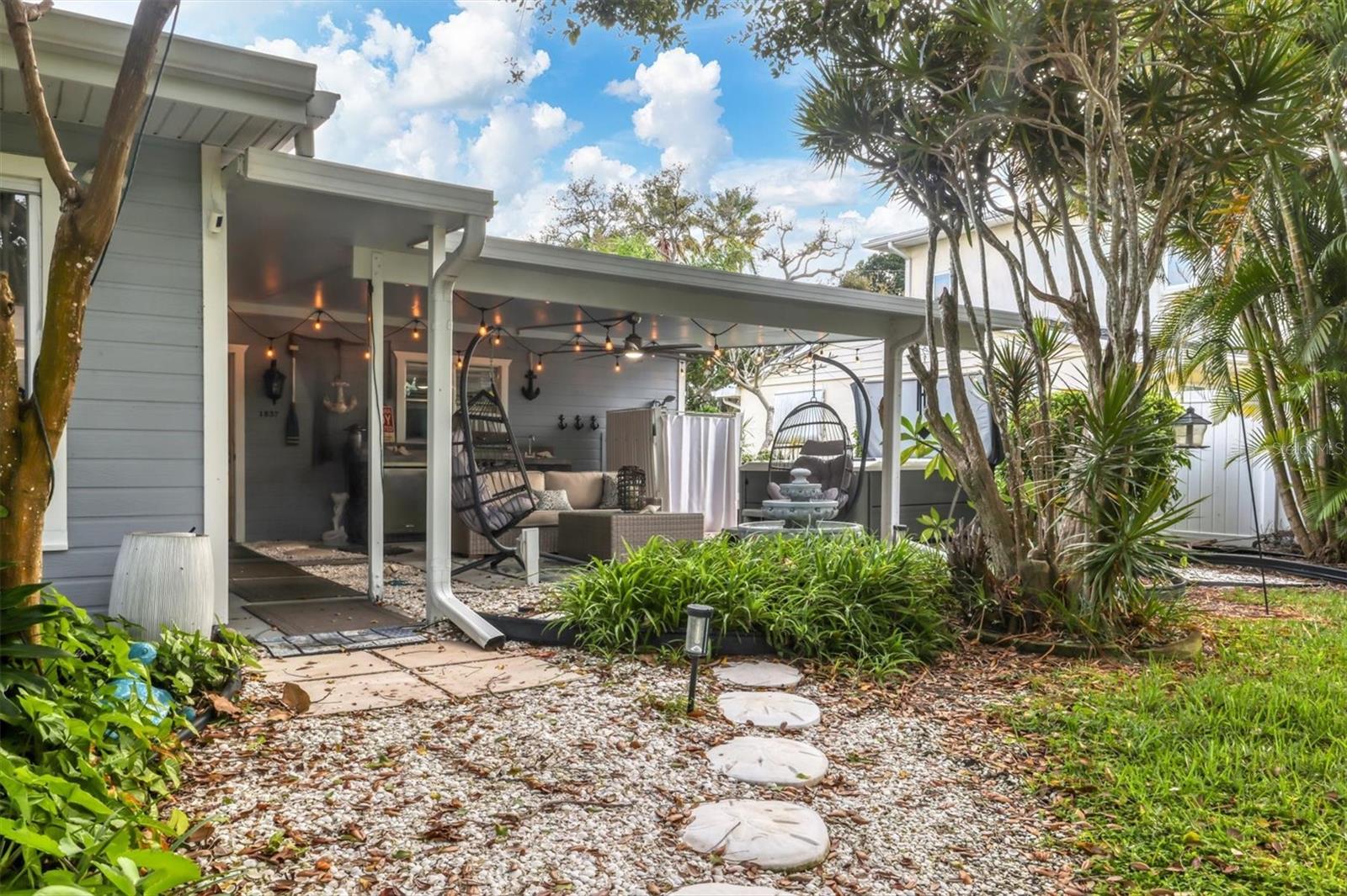 CORAL COVE - Residential