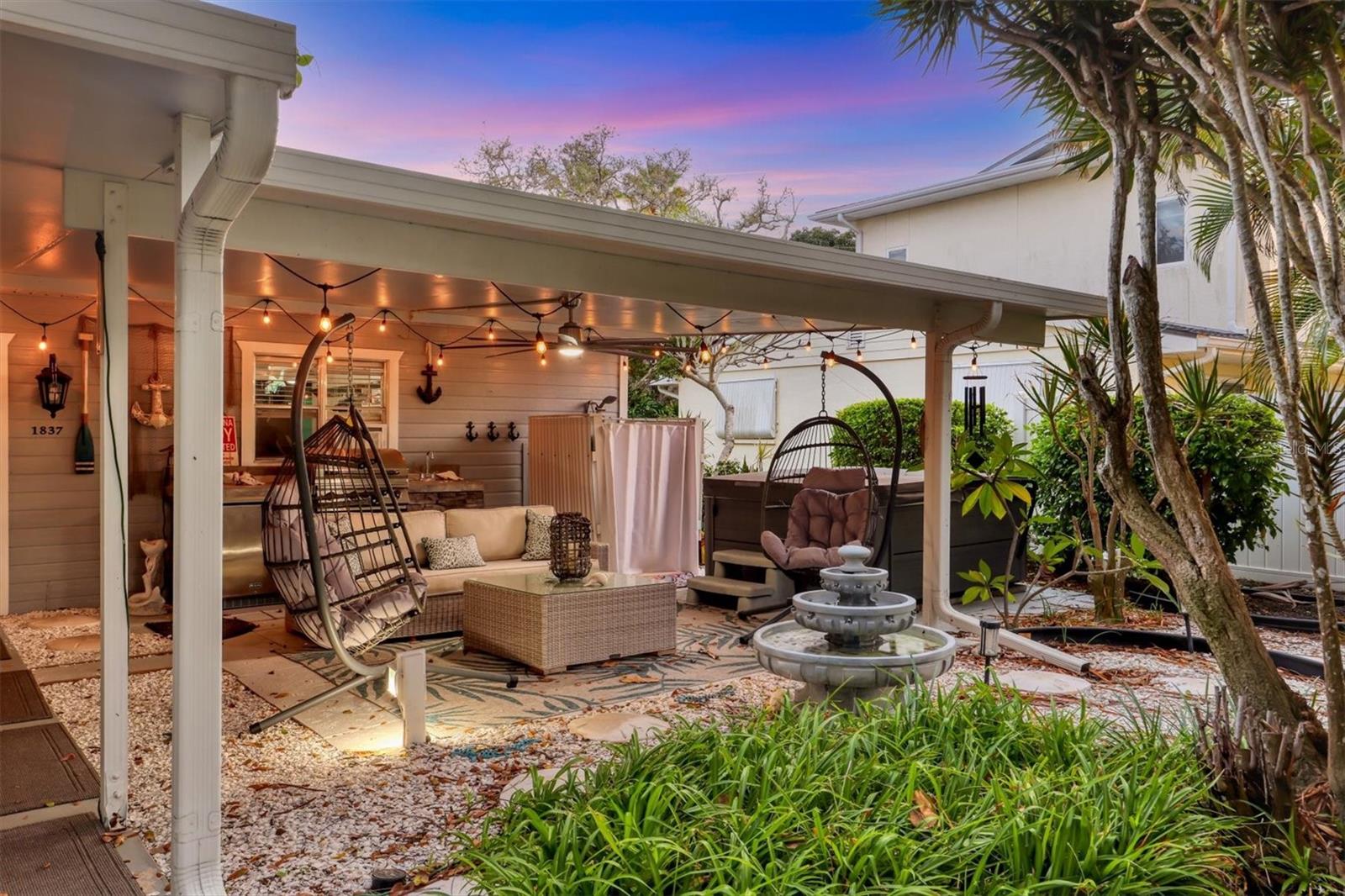 CORAL COVE - Residential