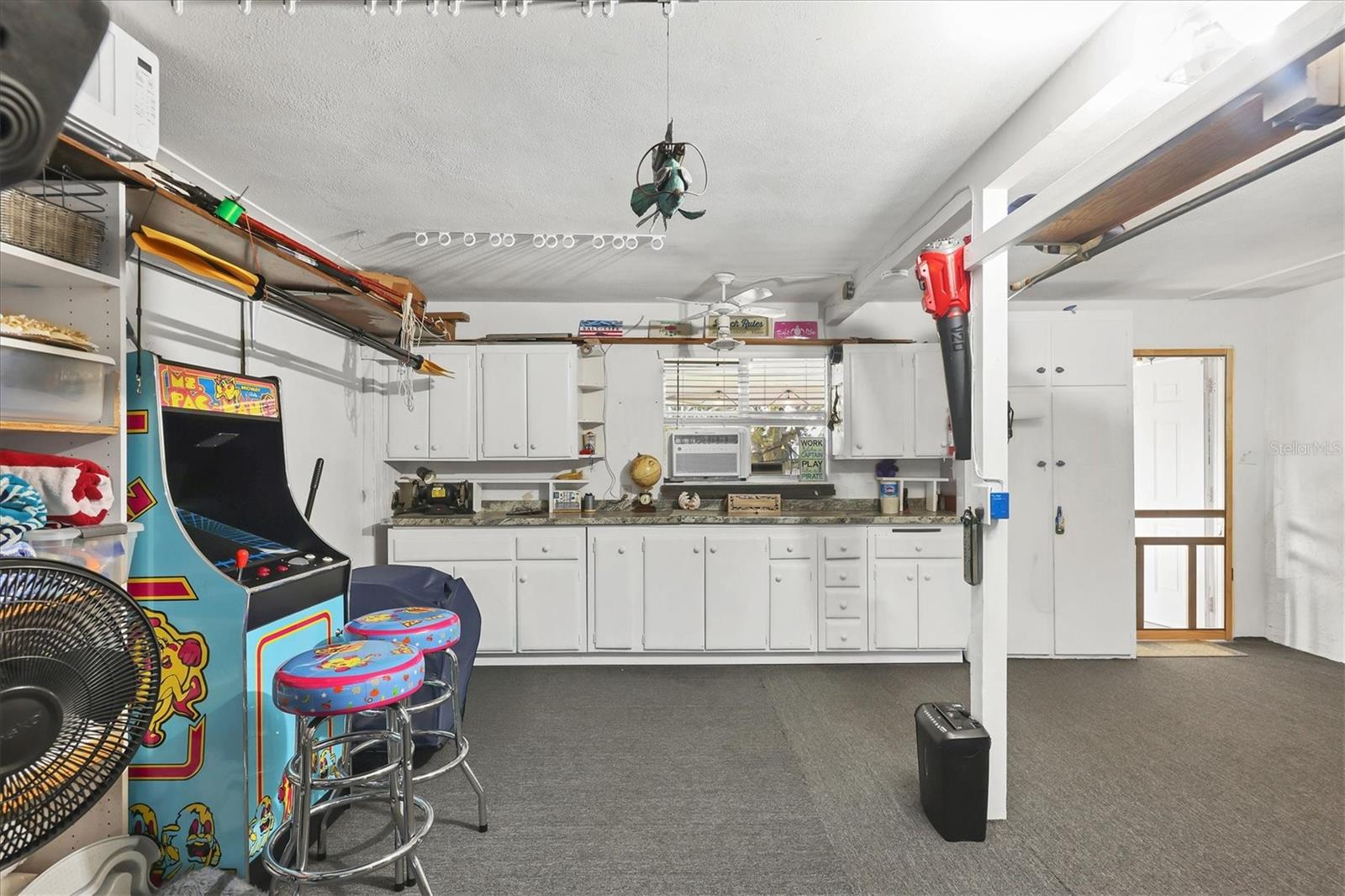 CORAL COVE - Residential