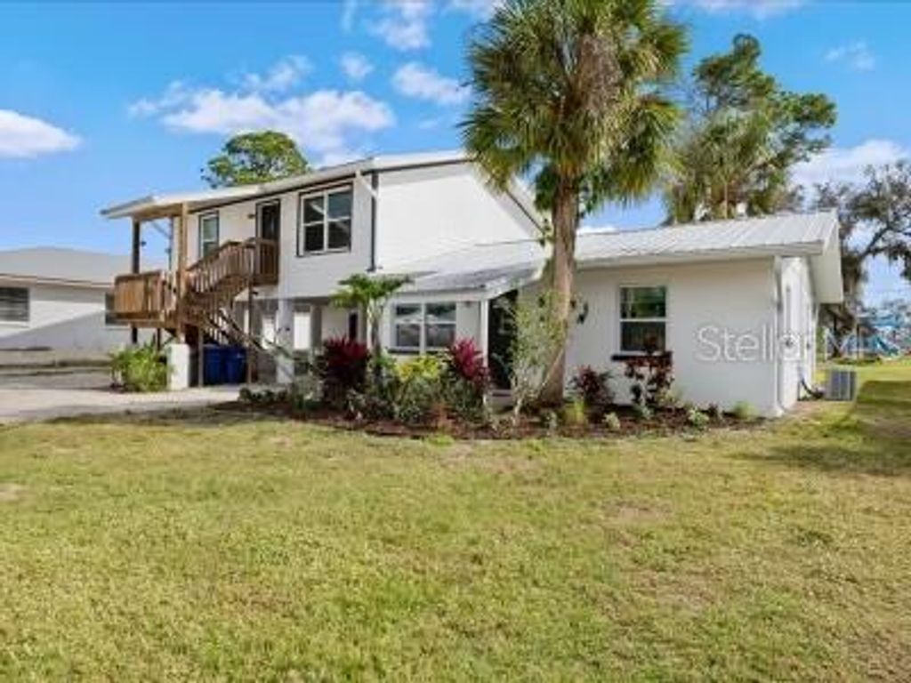 Photo of 240 Colonia Lane E #lower, Nokomis, FL 34275 (MLS # N6143350)
