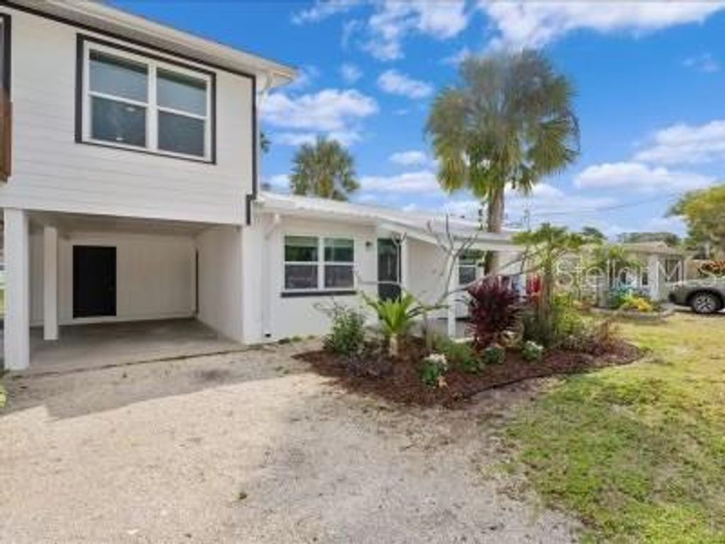 Photo of 240 Colonia Lane E #lower, Nokomis, FL 34275 (MLS # N6143350)