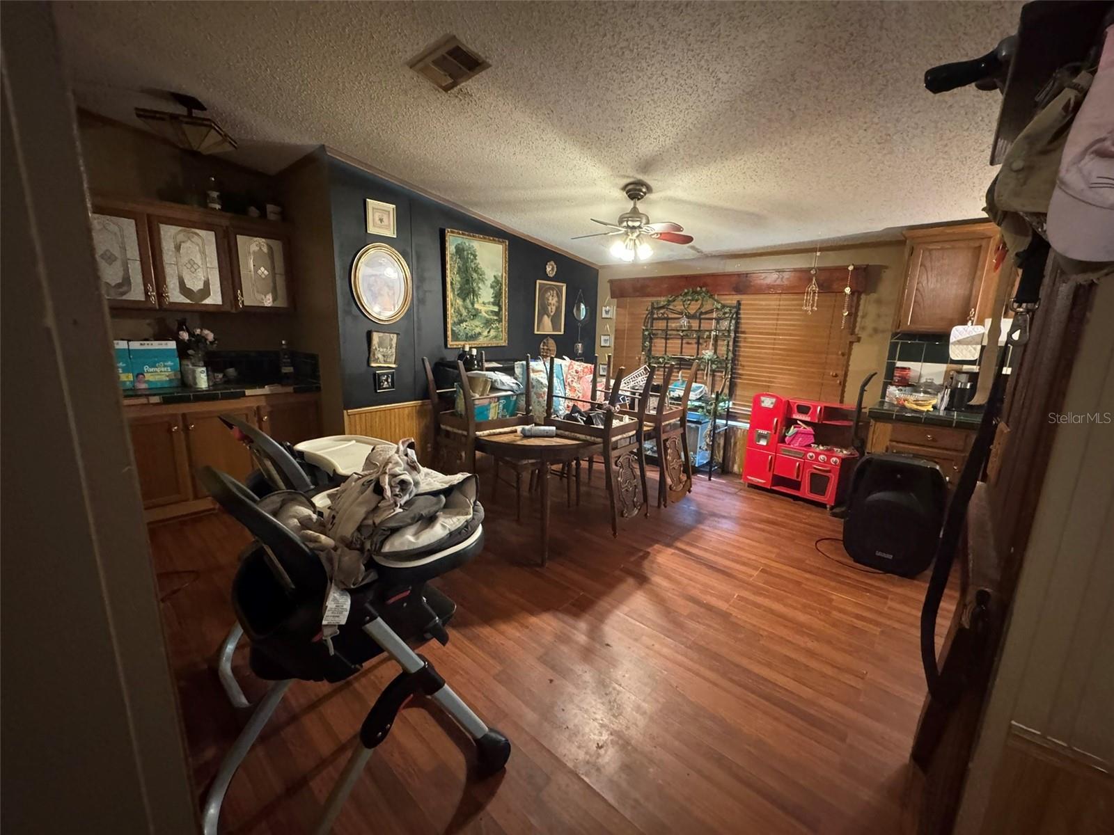 HIGHLAND MEADOWS - Residential
