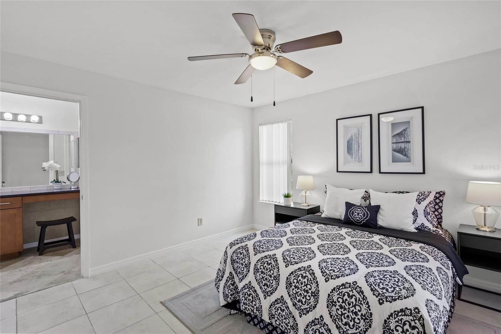 VINTAGE GRAND - Residential