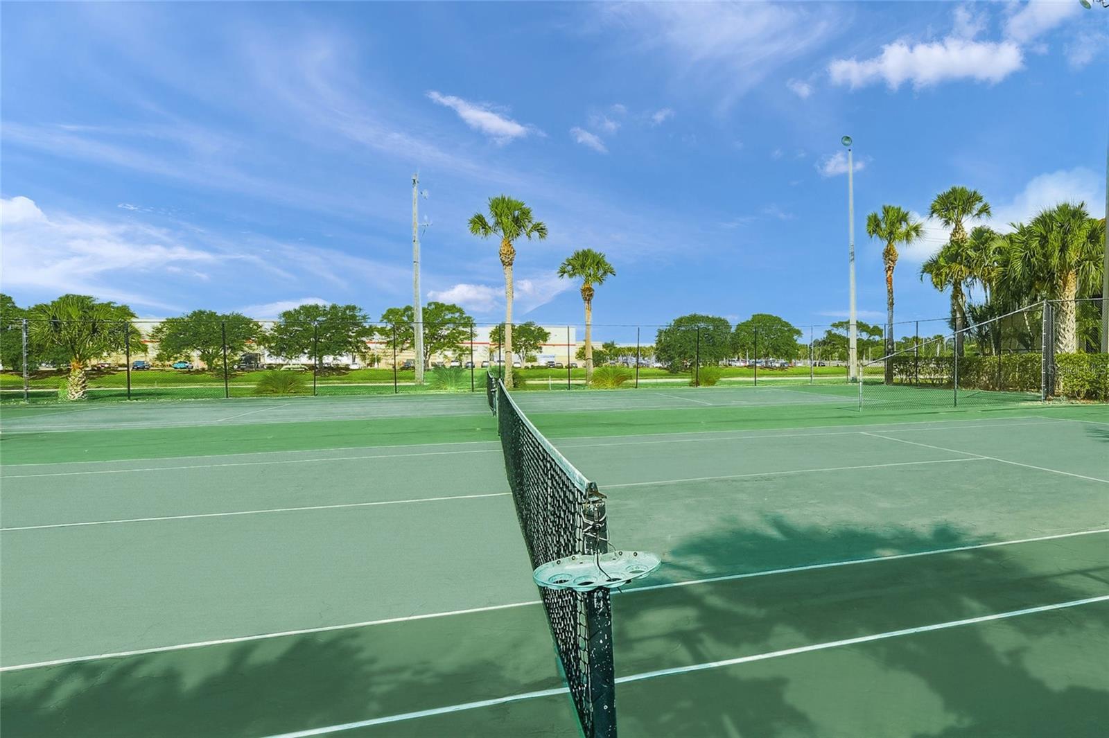 VINTAGE GRAND - Residential