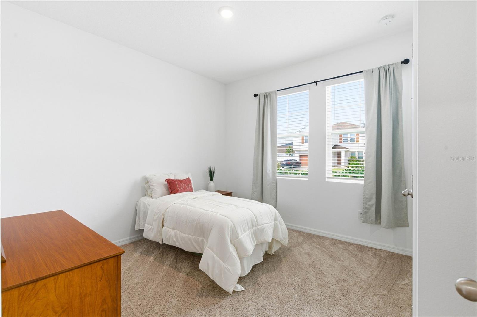 SOUTH FORK S & TR T - Residential