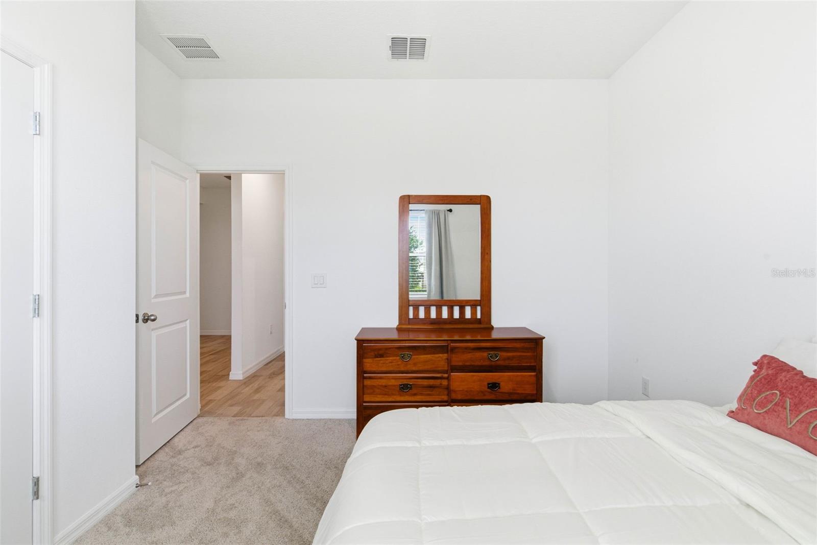 SOUTH FORK S & TR T - Residential