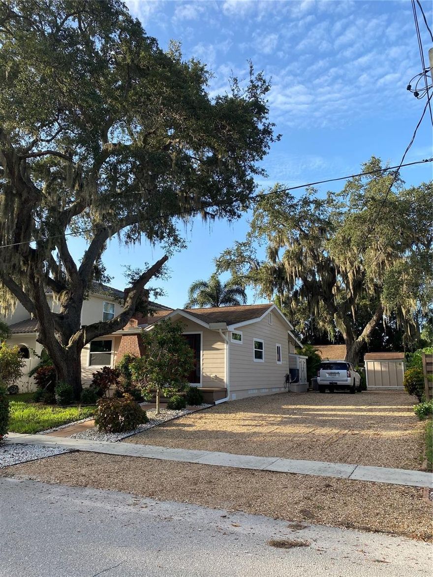 Rare opportunity for annual lease on this adorable Florida Bungalow WEST of the trail in Sarasota.  This home offers hardwood flooring throughout, two large bedrooms with large closets, 2 bathrooms and a large galley kitchen.  Available for 6 month and annual lease.  Call agent for more details.