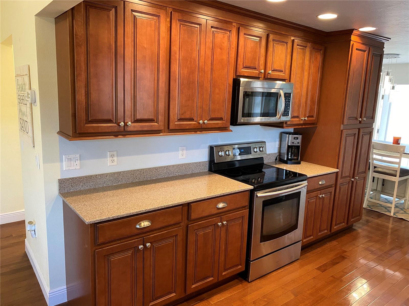 SOUTH HIGHLAND AMD OF - Residential Lease