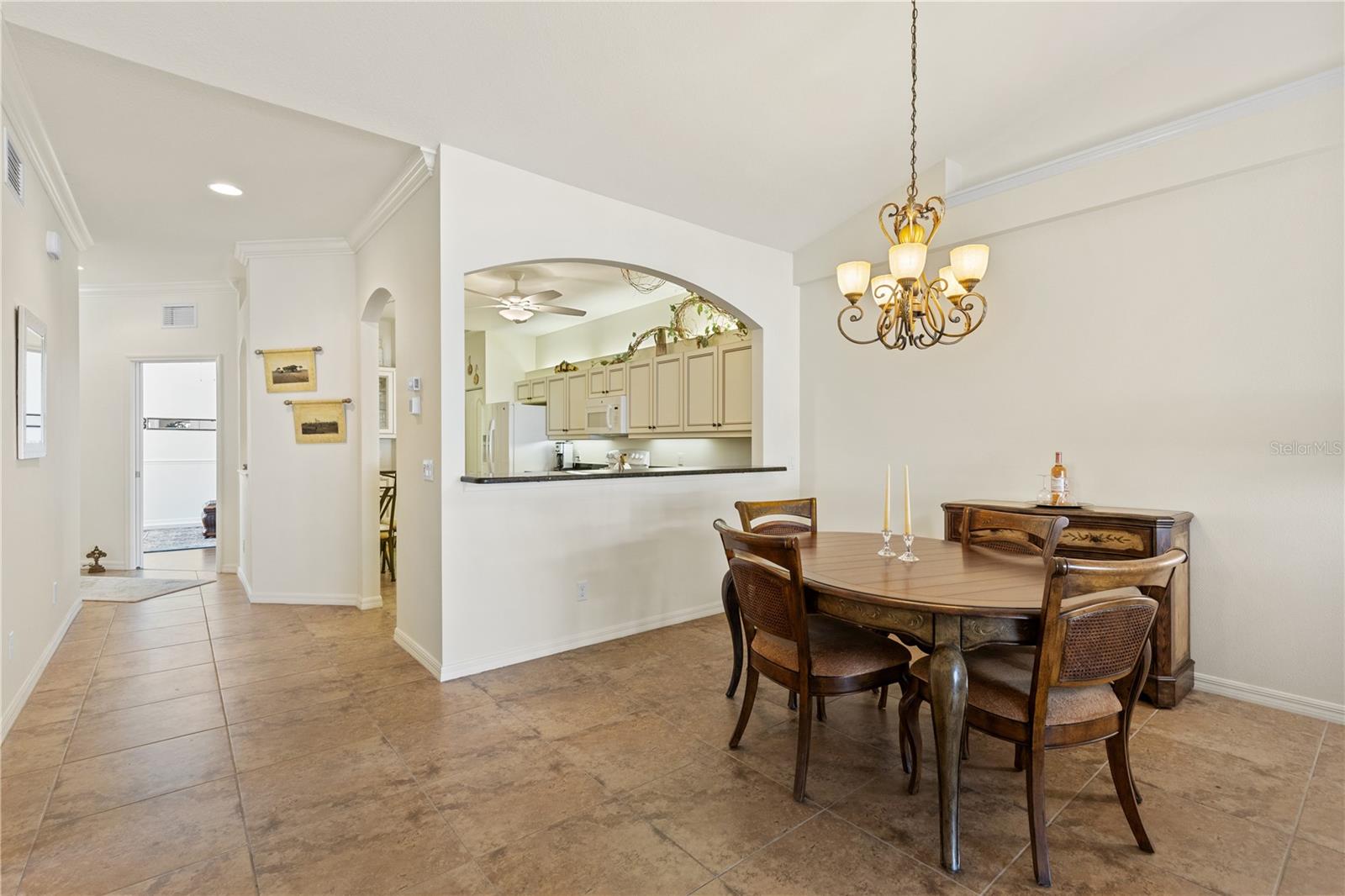 1537 MONARCH DRIVE