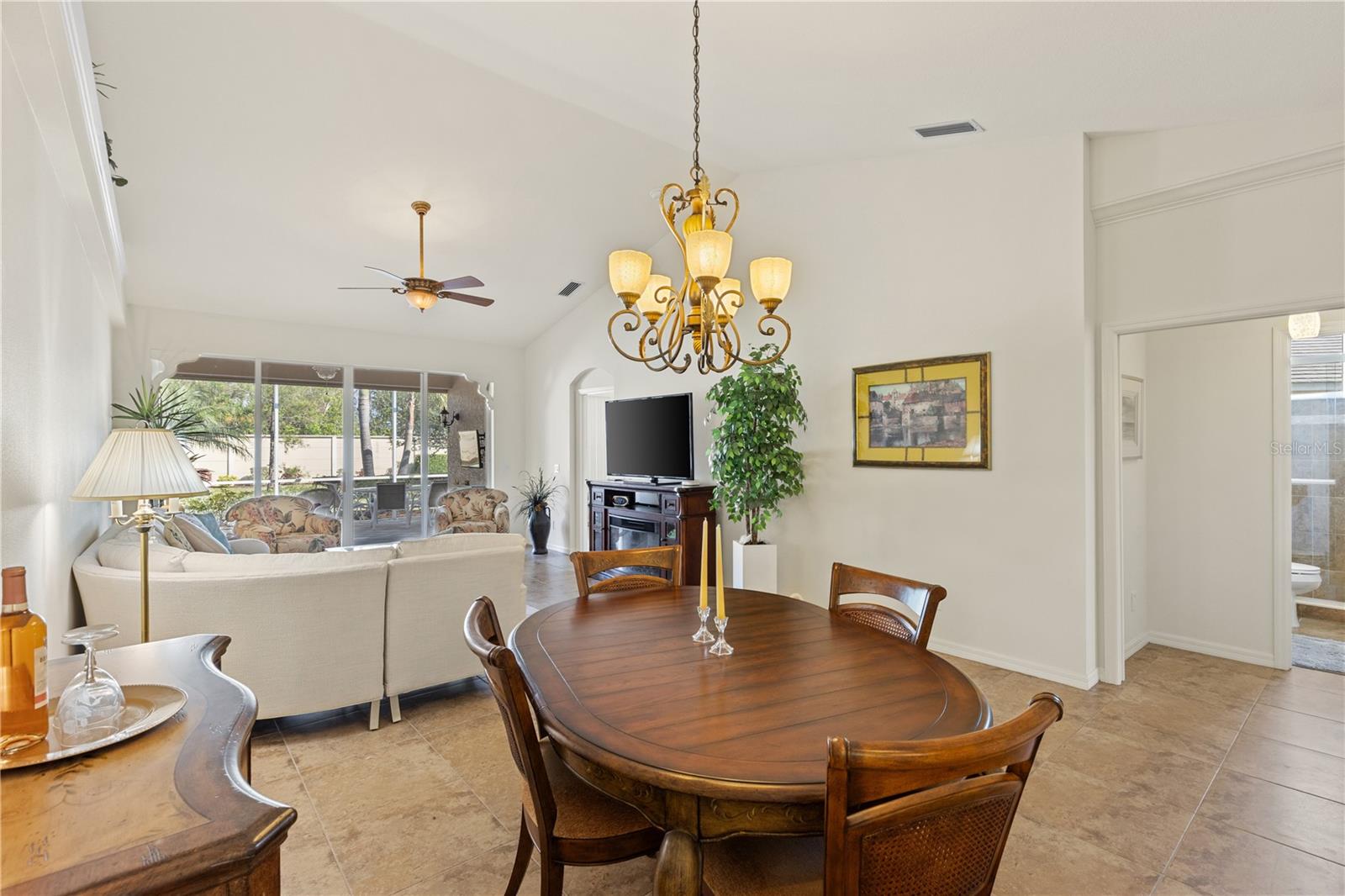 1537 MONARCH DRIVE