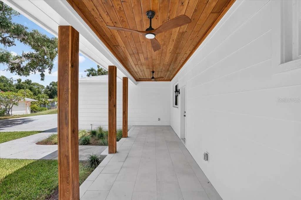 Photo of 412 17th Avenue W, Palmetto, FL 34221 (MLS # A4697674)