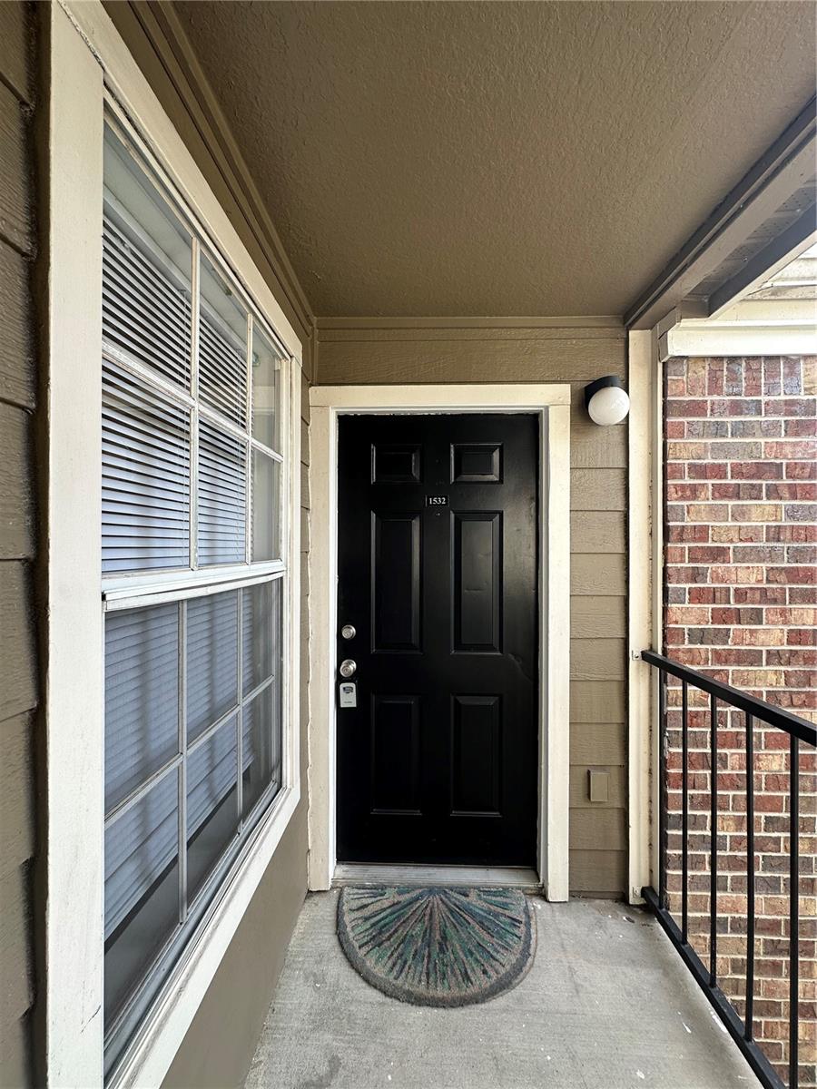 BELMONT/PK CENTRAL CONDO - Residential