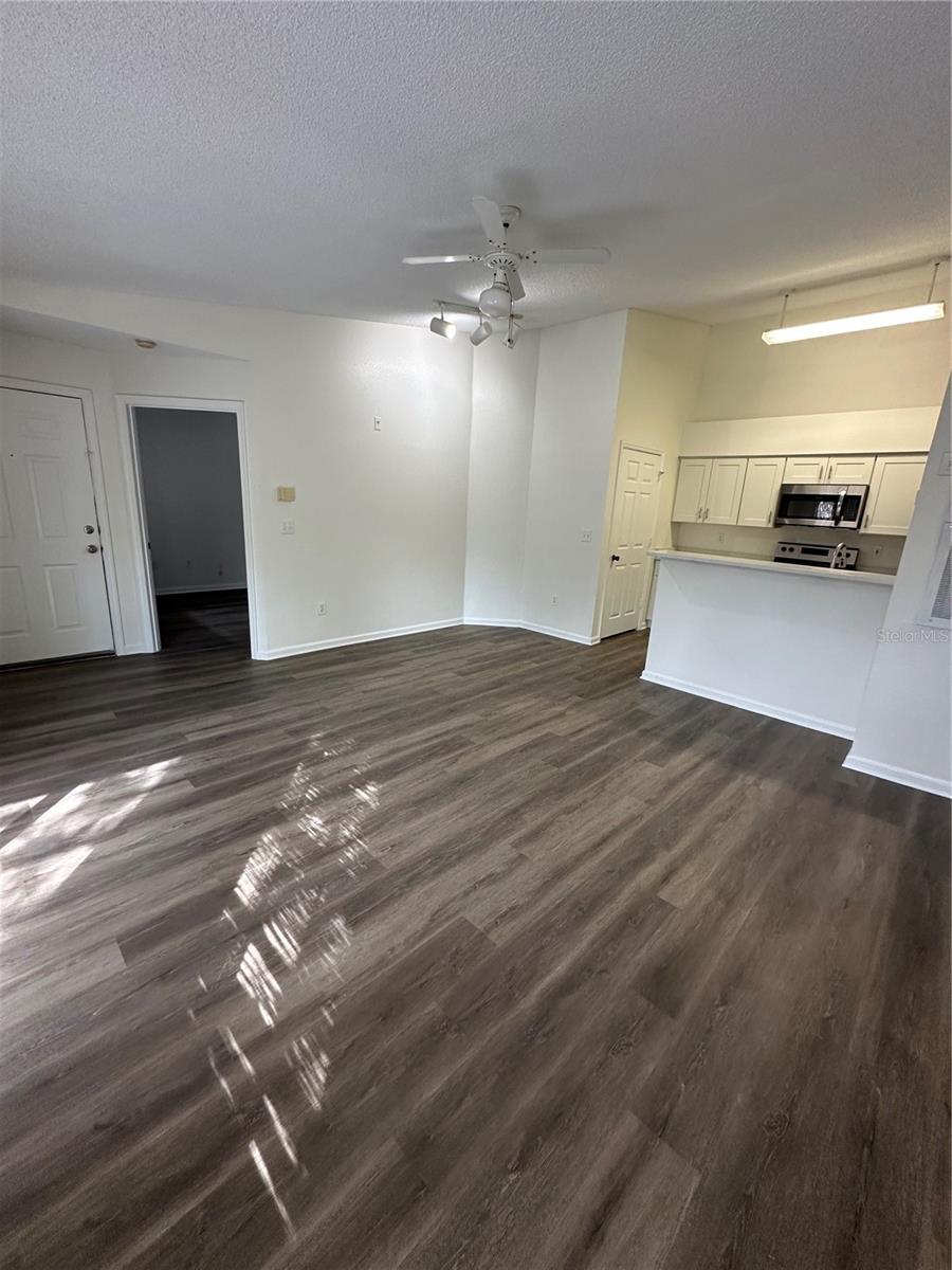 BELMONT/PK CENTRAL CONDO - Residential