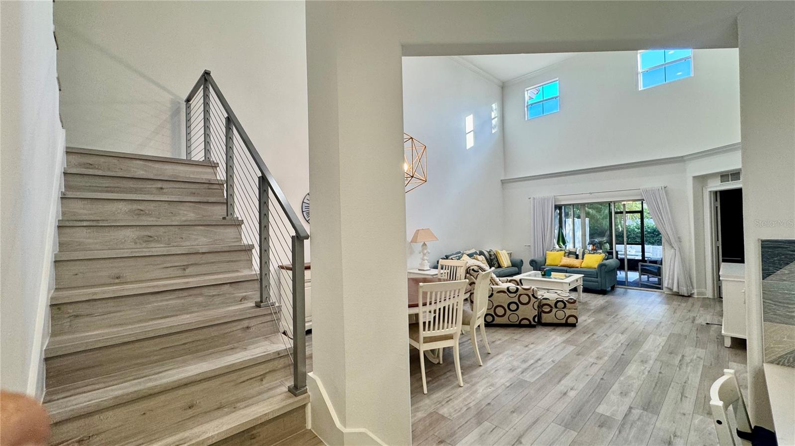 TOSCANA W - Residential Lease