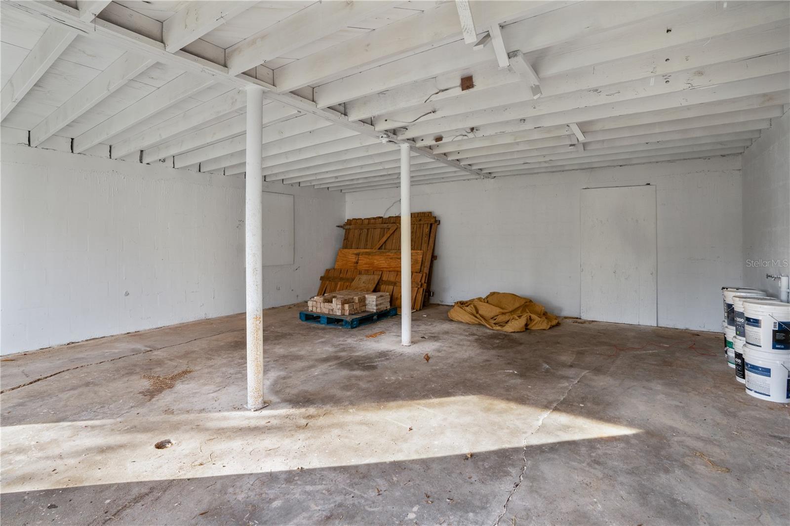 HIGHLAND PARK - Residential Income