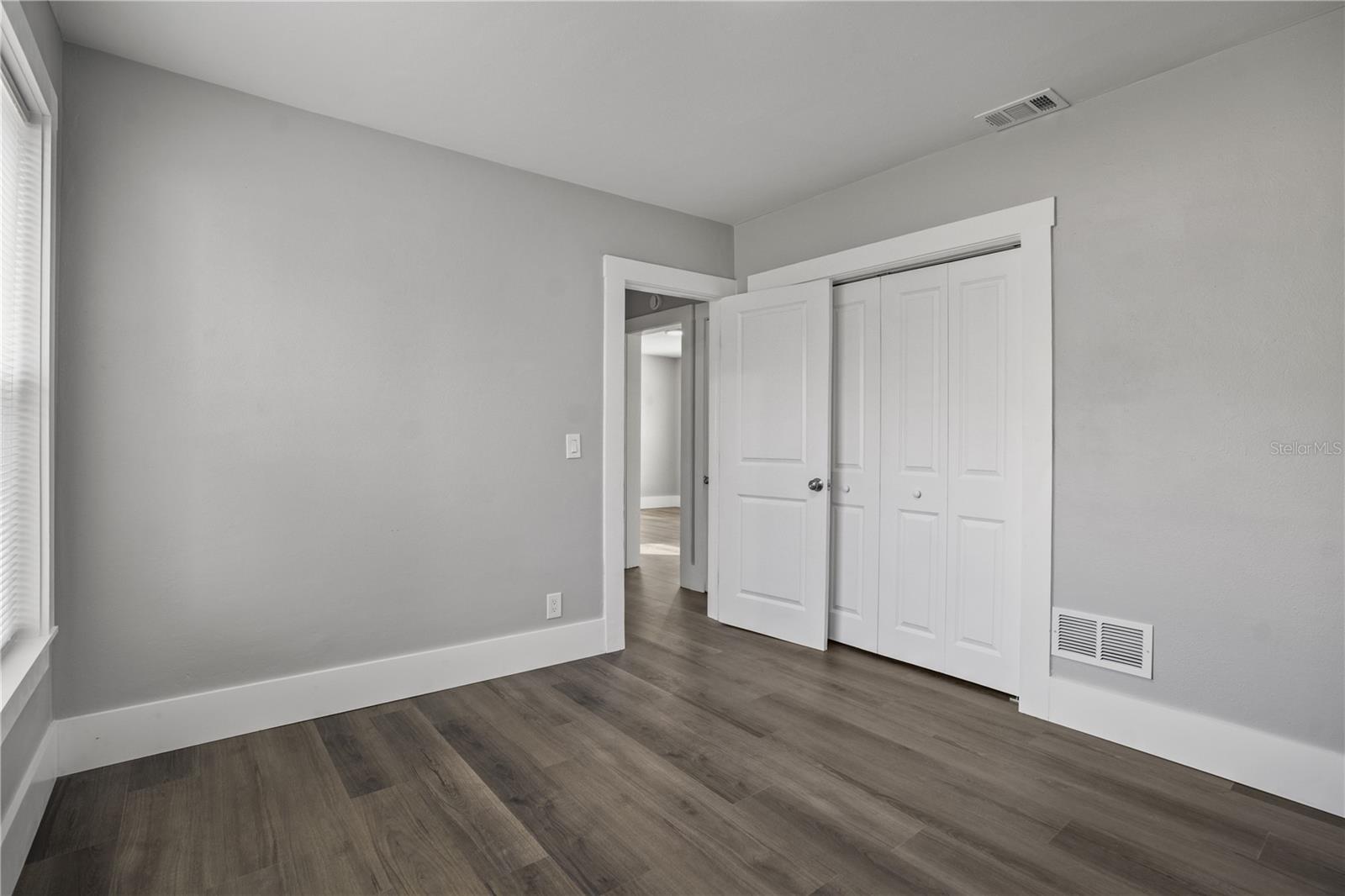 HIGHLAND PARK - Residential Income