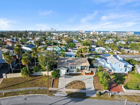 A home in DAYTONA BEACH