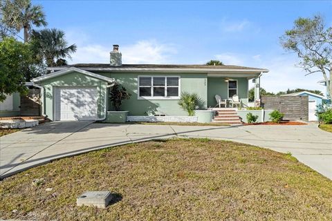 A home in DAYTONA BEACH