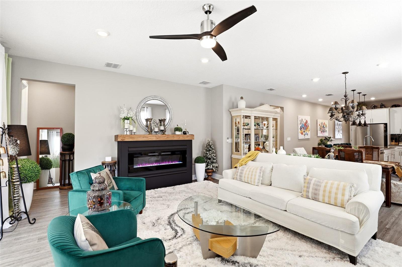 SPRING CREEK - Residential