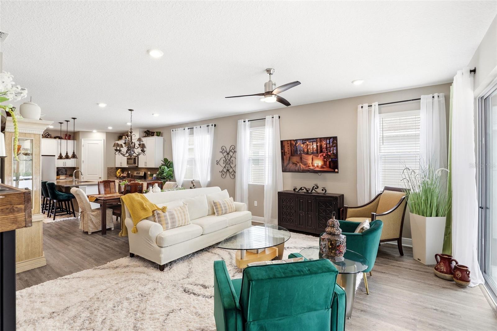 SPRING CREEK - Residential