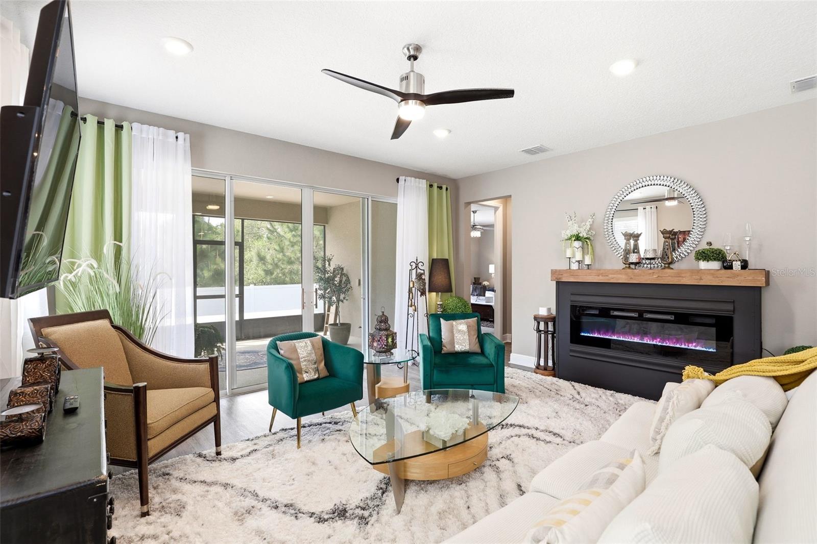 SPRING CREEK - Residential