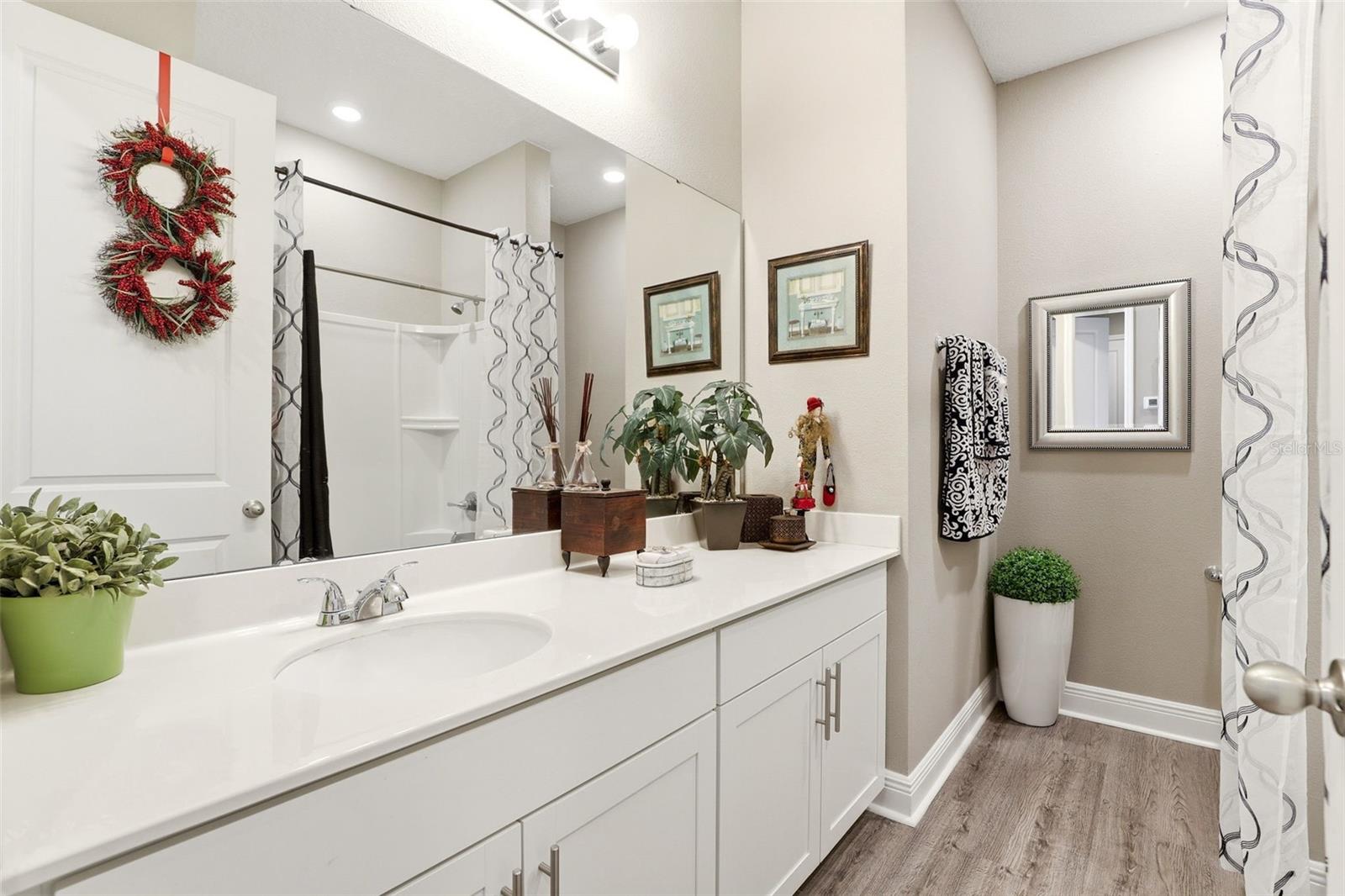 SPRING CREEK - Residential