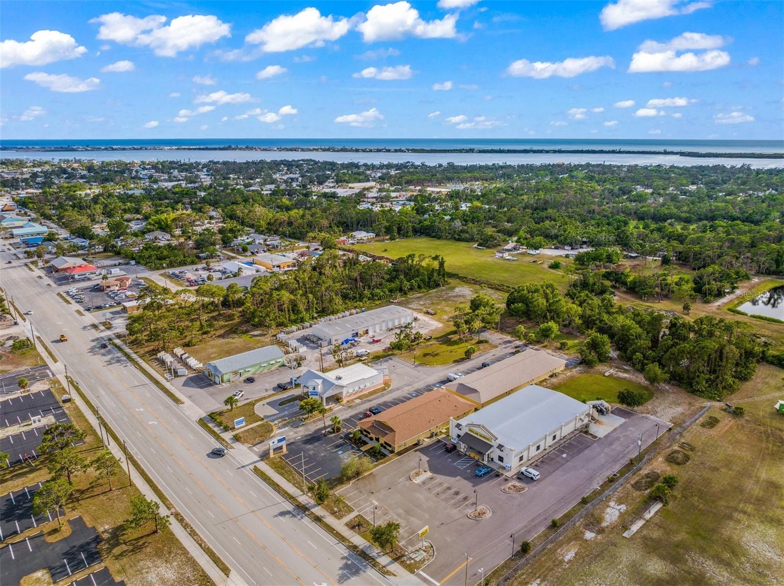PINE PLAZA - Commercial Sale