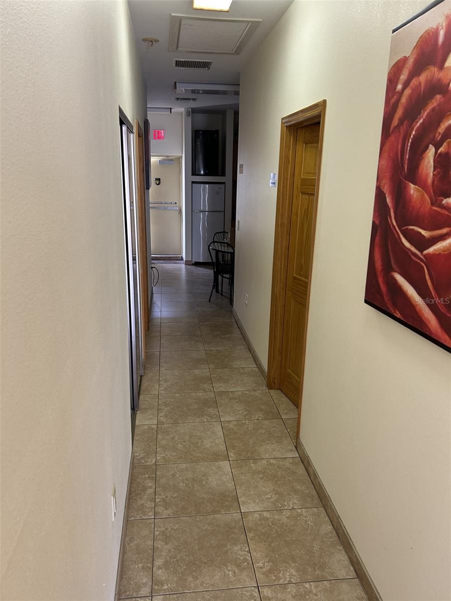 PINE PLAZA - Commercial Sale