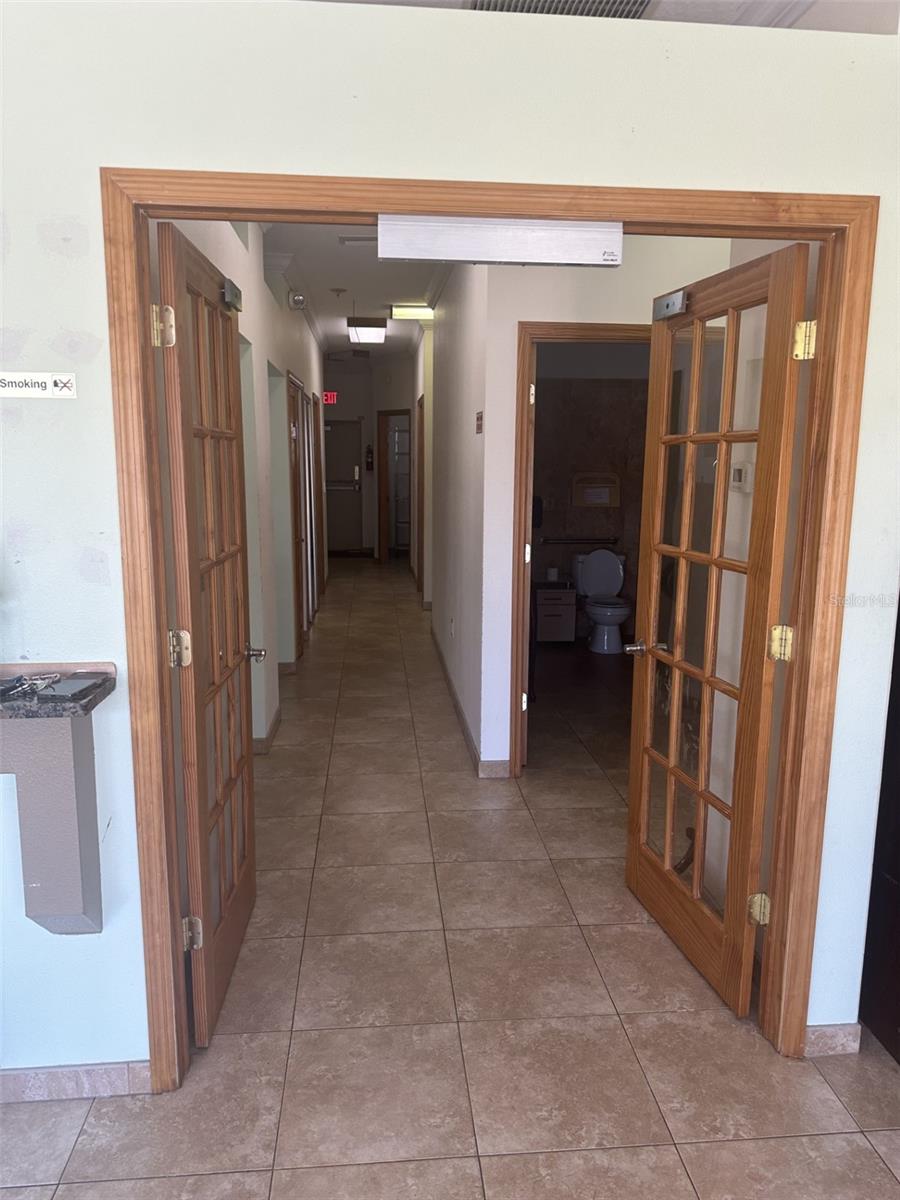 PINE PLAZA - Commercial Sale