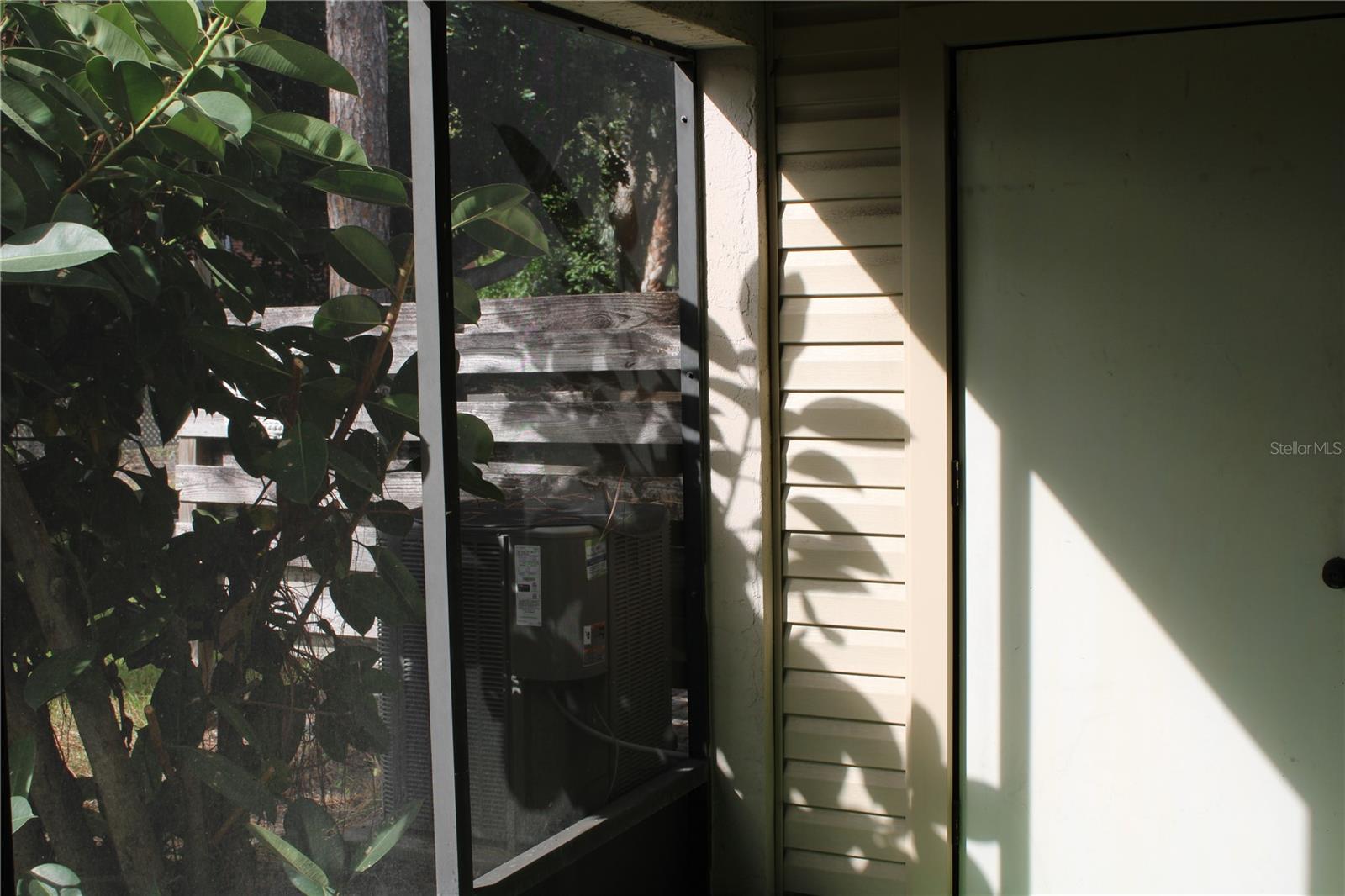 HORIZON TWNHS - Residential Lease