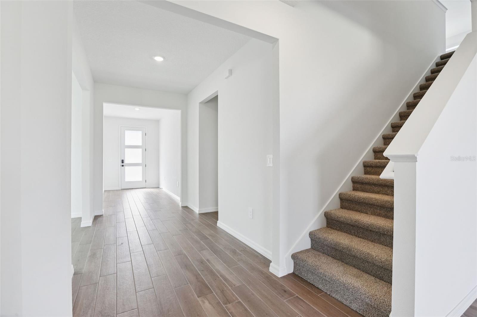 1842 COOLRIDGE PLACE