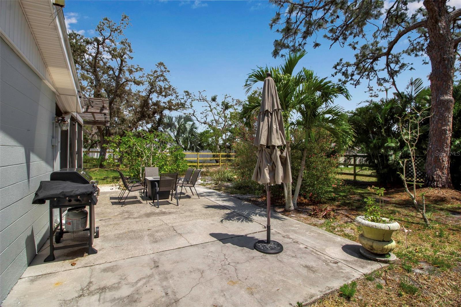 BAYVIEW GROVE - Residential